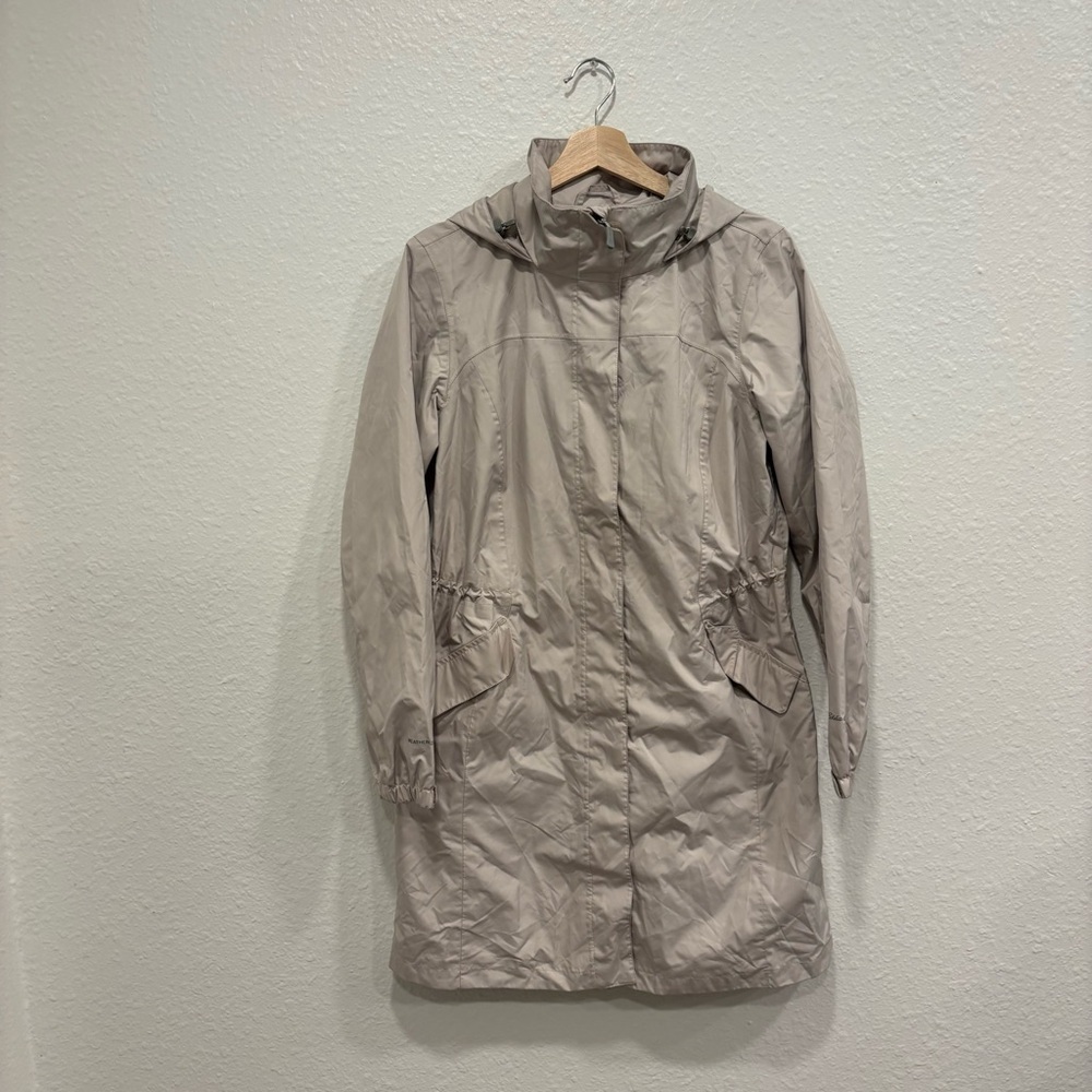 Eddie Bauer Women's Lightweight Water Resistant Lined Coat